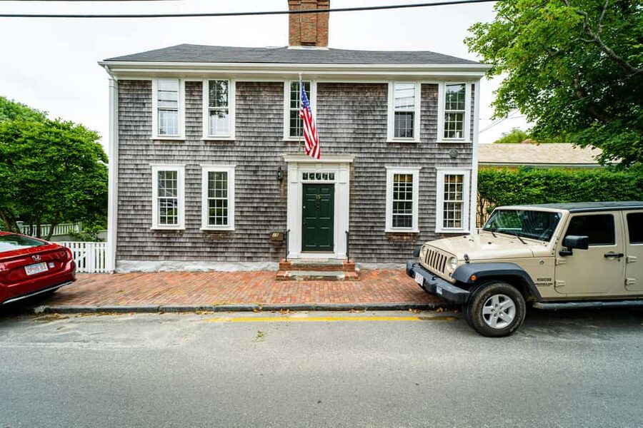 Beyond the Cobblestones Self Guided Audio Tour of Nantucket - How the audio format affects the experience