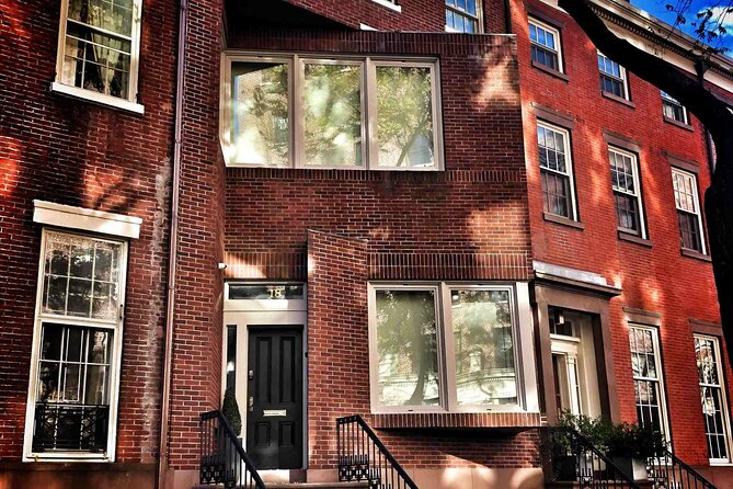 Boho Greenwich Village: A Self-Guided Audio Tour - How the VoiceMap Format Works