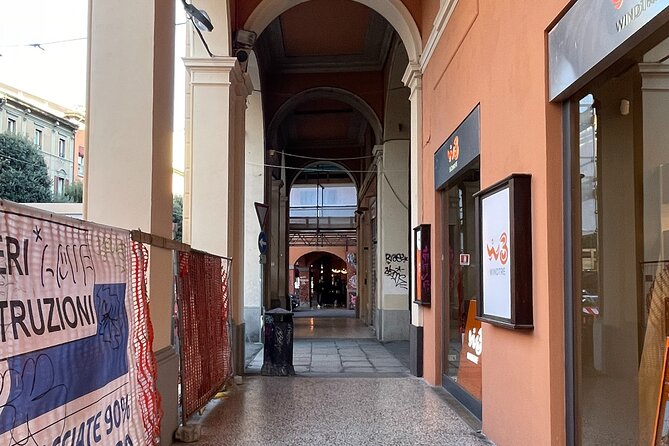 Bologna: A Self-Guided Audio Tour from Porta Galliera to Le Tre Frecce - San Petronio and Bologna’s grand civic center