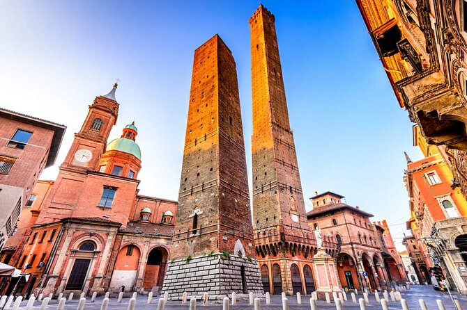 Bologna Walking Tour with Audio and Written Guide - Starting beneath Bologna’s Two Towers