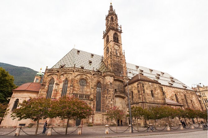 Bolzano Scavenger Hunt and Highlights Self Guided Audio Tour - Who should book it?