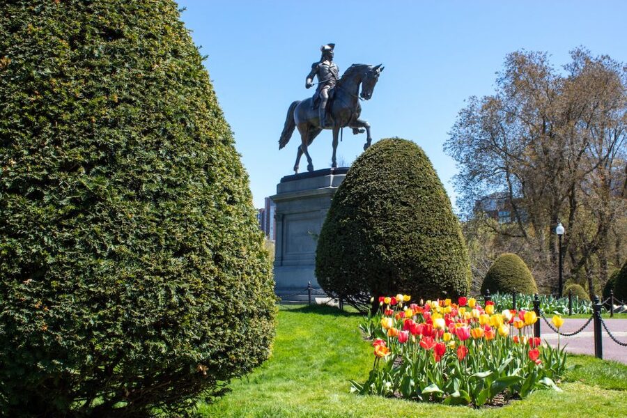 Boston: City History and Highlights Audio App Walking Tour - A self-guided route through Boston’s founding story