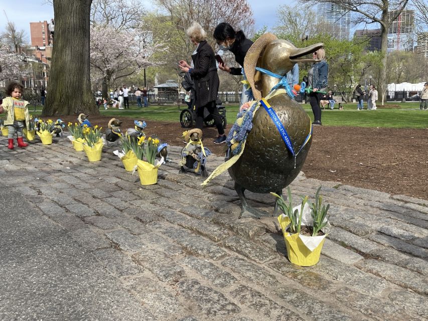 Boston: City History and Highlights Audio App Walking Tour - Quincy Market, Faneuil Hall, and Samuel Adams