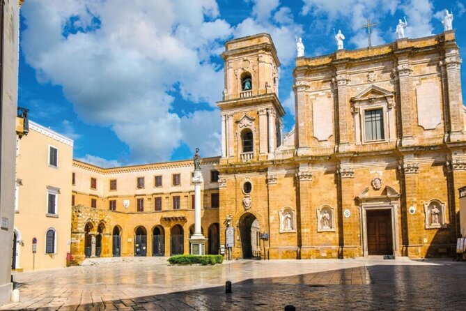 Brindisi Walking Tour with Audio and Written Guide by a Local - San Giovanni al Sepolcro and the city’s medieval faith