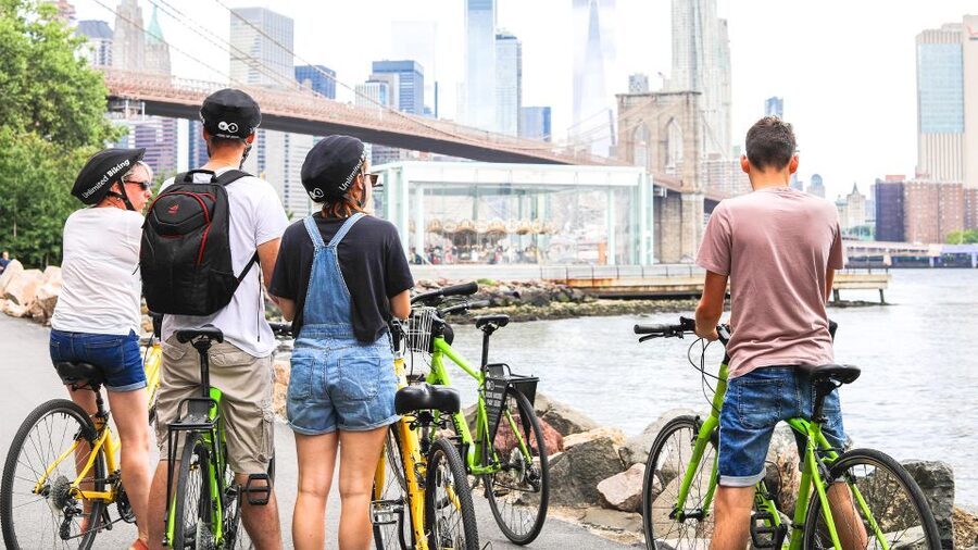 Brooklyn Bridge Self-guided Bike Tour App - Audio + Written - A flexible way to see the Brooklyn Bridge