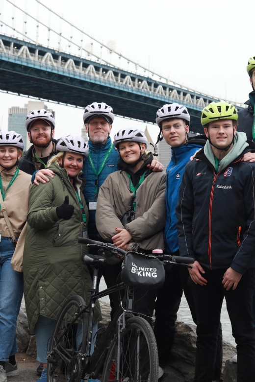 Brooklyn Bridge Self-guided Bike Tour App - Audio + Written - Food stops and public restrooms
