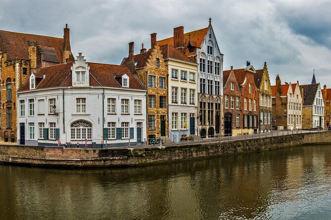 Bruges Scavenger Hunt and Highlights Self Guided Audio Tour - Jan Van Eyck Square, a sensible place to begin