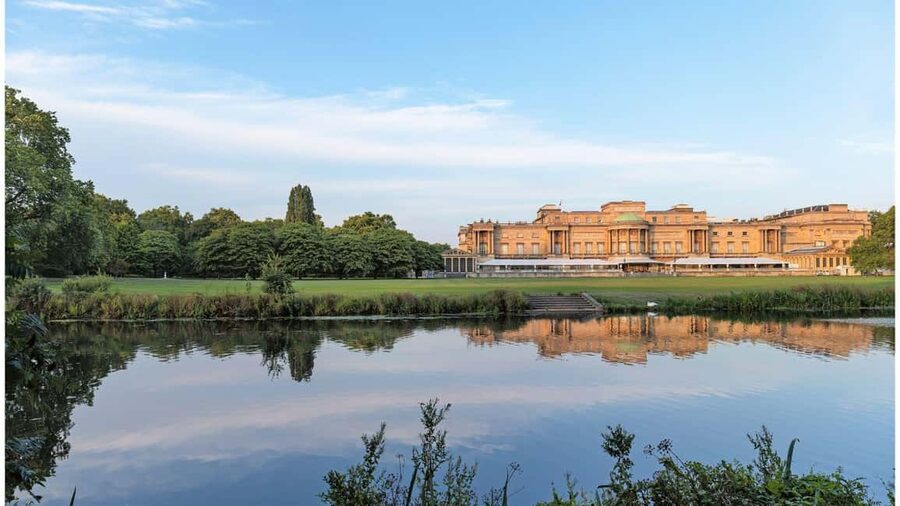Buckingham Palace State Rooms Entry & Royal London Audio App - Key points to know before booking