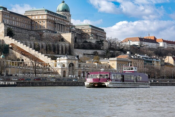 Budapest Danube 1 Hour Sunset or Night Cruise with Audio Guide - Parliament is the star of the evening route