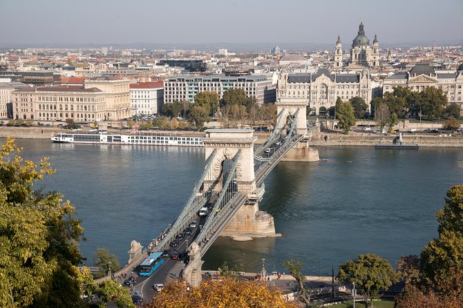 Budapest Guided City Tour and Danube Cruise Audio Guide - Heroes’ Square and a short history lesson