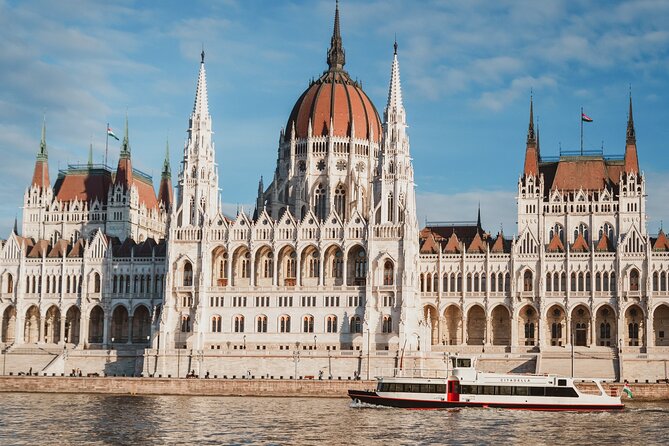 Budapest River Cruise with 1 Free Tokaj Frizzante and Audio Guide - The sights along the central Budapest route