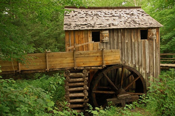 Cades Cove Sightseeing Self-Guided Driving Audio Tour - John Cable Grist Mill and the working past