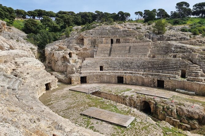 Cagliari Walking Tour with Audio and Written Guide - Elephant Tower and the entrance to Castello