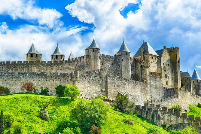 Carcassonne Walking Tour with Audioguide on Your Smartphone - Canal du Midi: a calm opening near the city