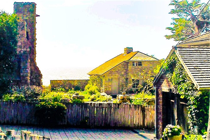 Carmel by the Sea: A Self-Guided Driving Audio Tour - Hansel and Gretel, the cottages that shaped Carmel’s look