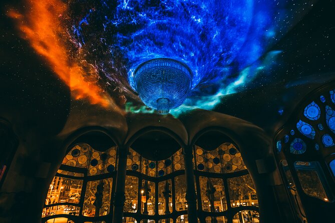 Casa Batlló : Night Visit "A Winter Night" - How the lights and projections change the visit