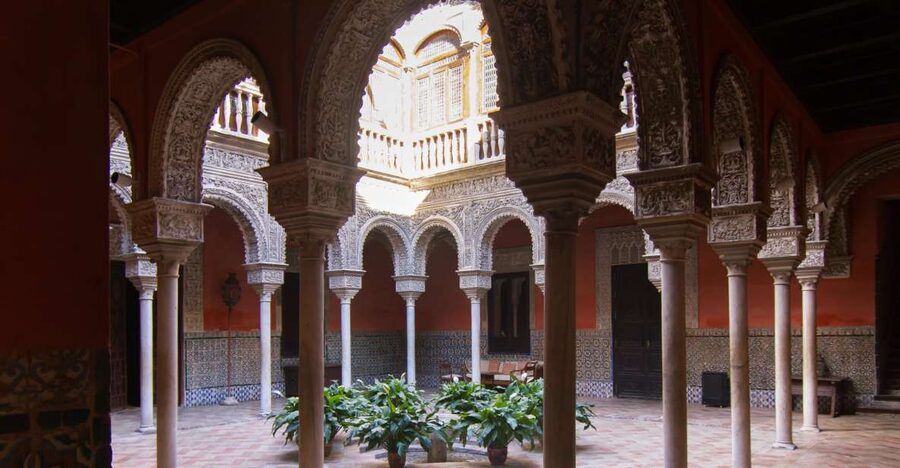 Casa de Salinas Entry Ticket with Audio Guide - A small palace near Seville Cathedral