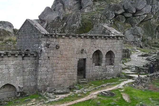 Castle of Monsanto: A Self-Guided Audio Tour of Portugal's Most Famous Site - Key points to know before you go