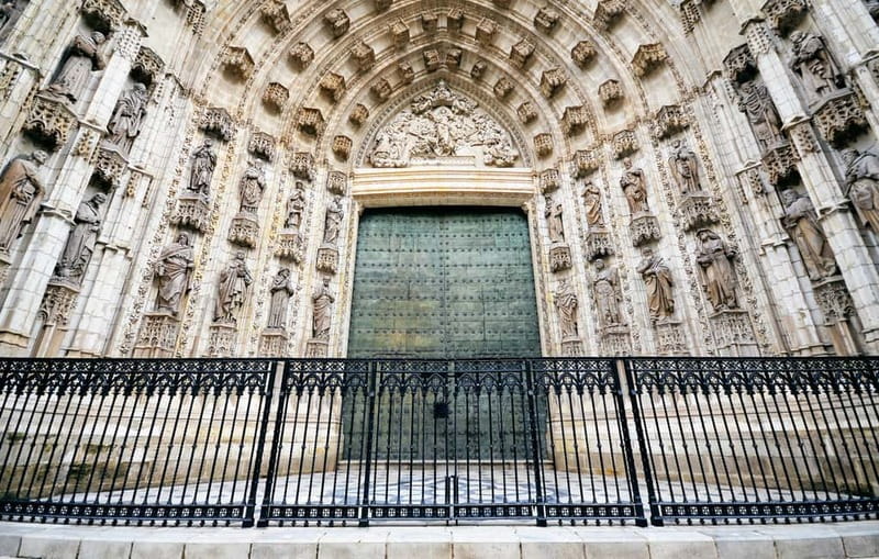 Cathedral and Giralda Entry Ticket with Audio Guide - Key points at a glance