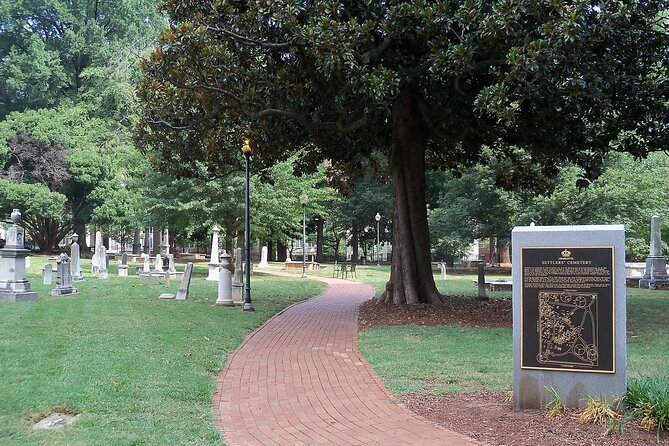Charlotte Ghost Walking Tour - Smartphone guided audio/gps Tour at your own pace - A haunted pub where you can pause the story