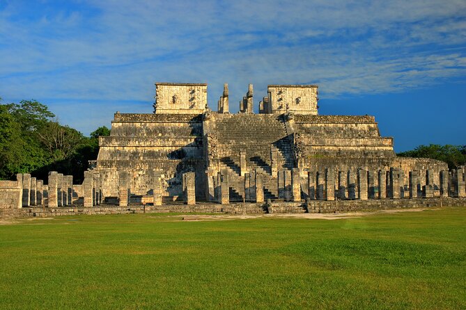 Chichen Itza: Self-Guided Tour with Audio Narration & Map - The central complex and Temple of the Warriors