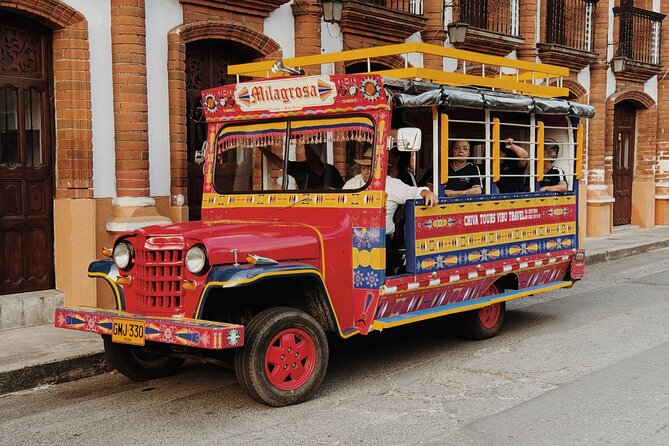 Chiva Private Cultural Tour with Audio Guide in Buga - Why a chiva is a smart way to see Buga