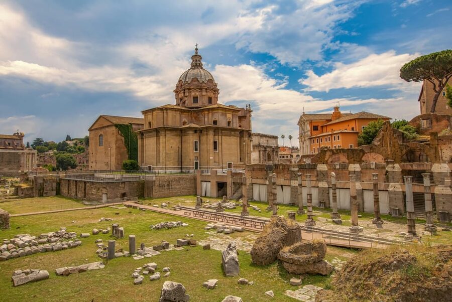 Colosseum Entry with digital audioguide and arena option - Palatine Hill and the SUPER Sites