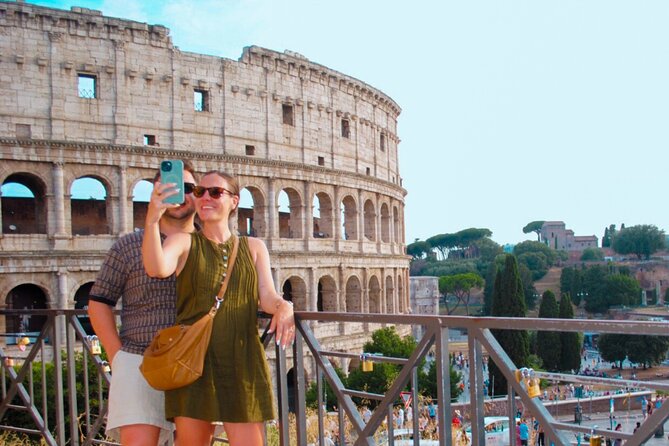 Colosseum Hosted Entry + Audio Guide & Pro Photoshoot (Arena Opt) - The 30-minute professional photoshoot