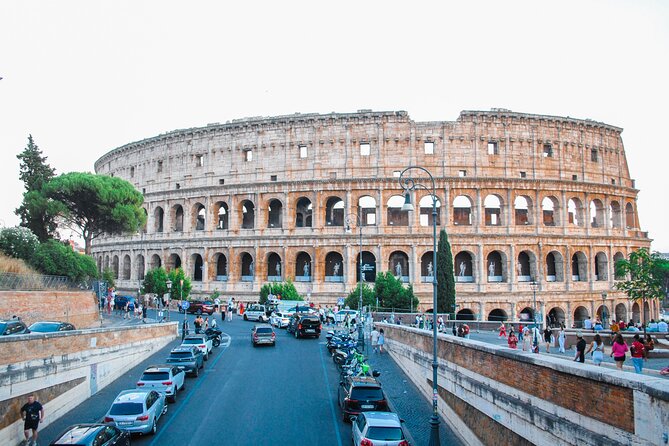 Colosseum Hosted Entry + Audio Guide & Pro Photoshoot (Arena Opt) - How this visit compares with a traditional guided tour