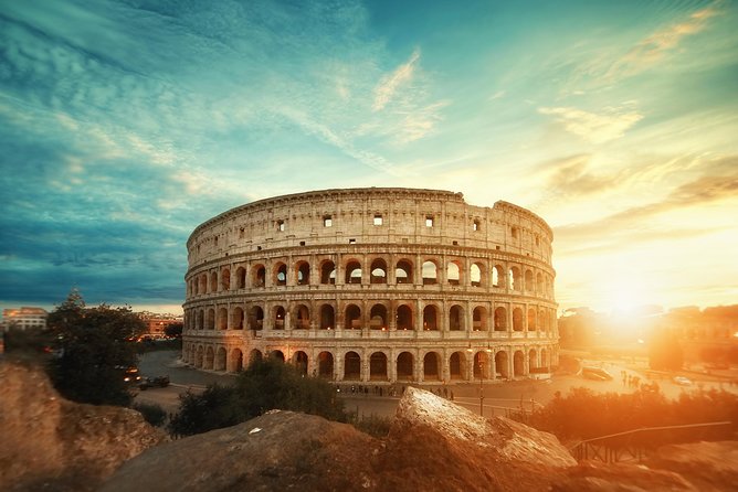 Colosseum, Roman Forum and Palatine Entry + Pantheon Audioguide - Who should book this experience?