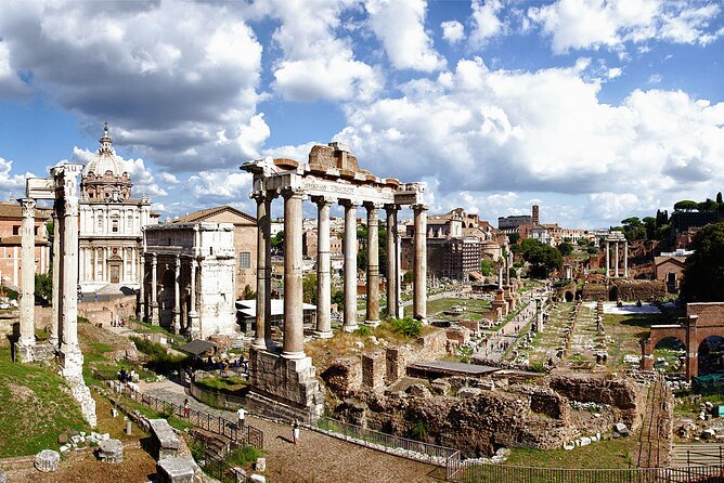Colosseum, Roman Forum and Palatine Hill Tour With Audio - Palatine Hill and its views over ancient Rome