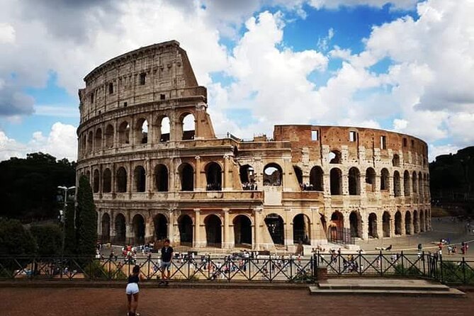 Colosseum , Roman Forum and Palatine Hill with Audio Guide - A 75-minute tour or a full day?
