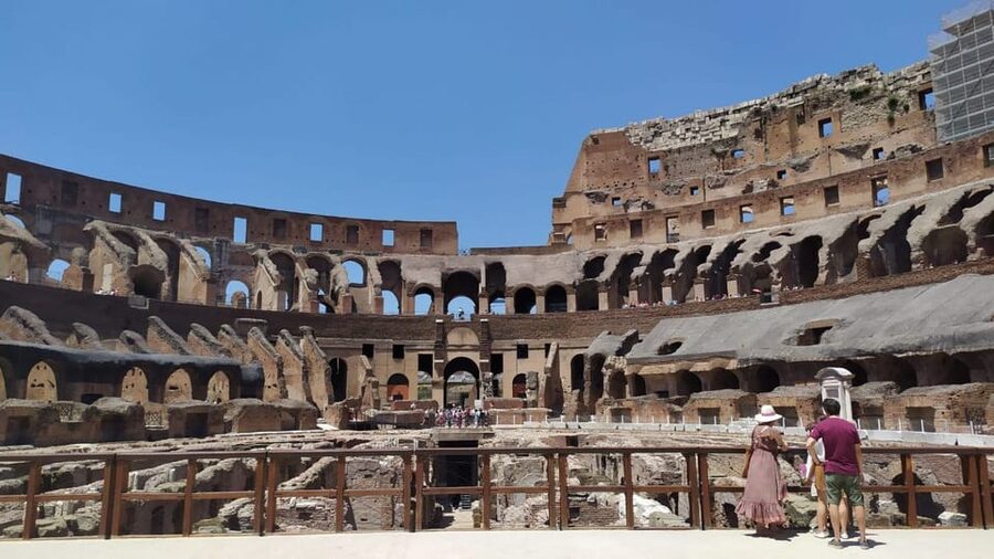 Colosseum with Arena, Forum, & Palatine Hill with Audioguide - How the audio guide app works for an independent visit