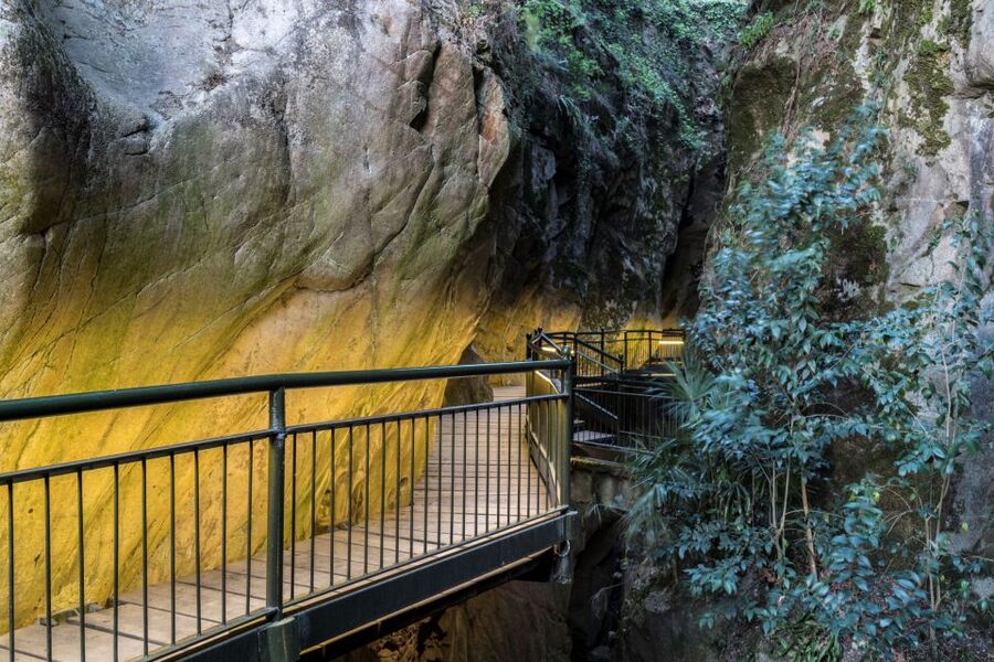 Como Lake: entry ticket Bellano Gorge and audioguide of lake - Is $20 a fair price?