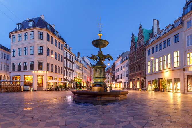 Copenhagen Scavenger Hunt and Highlights Self Guided Audio Tour - City Hall is the practical place to begin