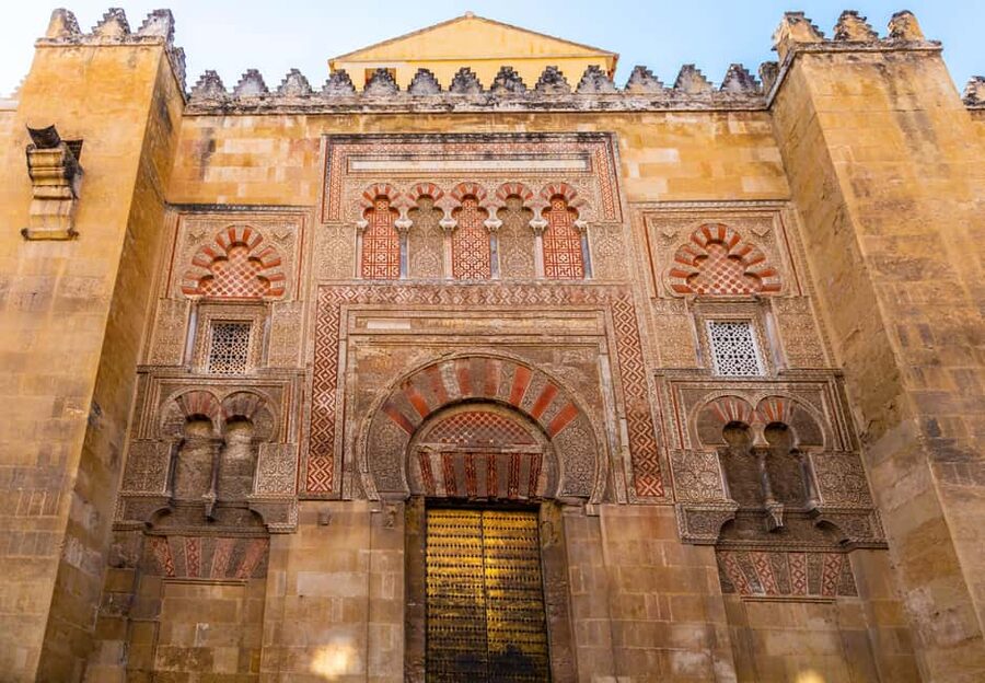 Cordoba: Mosque-Cathedral E-Ticket with Audio Guide - Practical details at the entrance