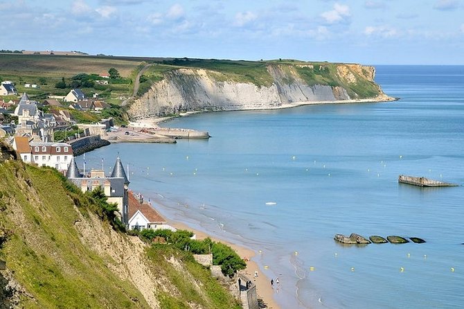 D-Day private tour Omaha Beach from Caen with audio guide. - Pointe du Hoc and the thirty-meter cliffs