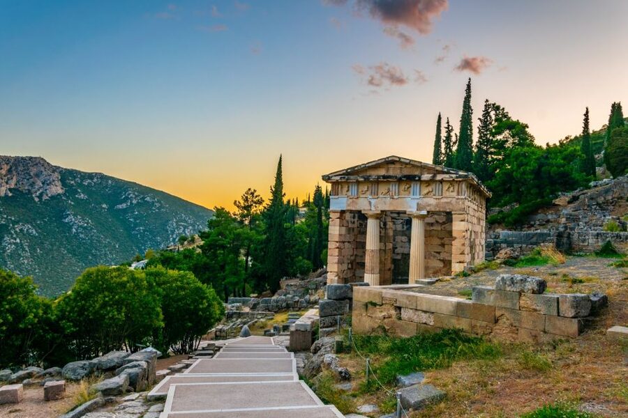 Delphi: Archaeological Site & Museum Ticket with Audio Tour - Best timing, clothing, and preparation