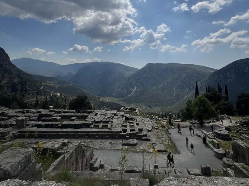Delphi: Archaeological Site & Museum Ticket with Audio Tours - Entering with a mobile ticket