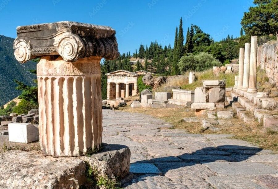 Delphi Self-Guided Tour with 3D Models & Audio (No Ticket) - Getting there and preparing for the visit