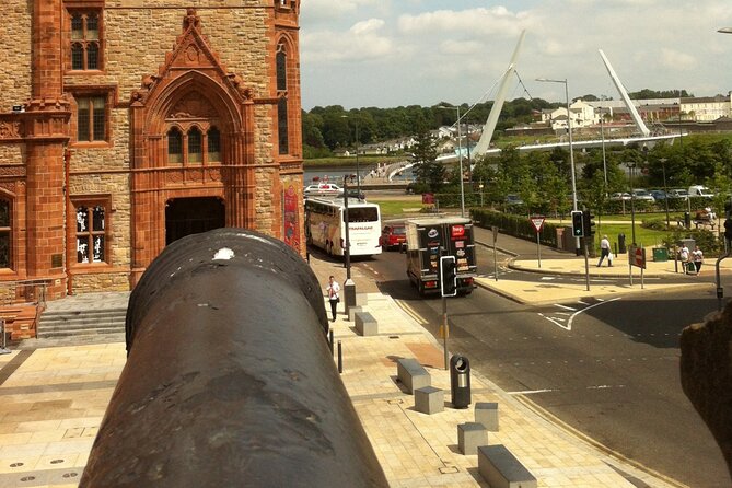 Derrie Danders: A Self-Guided Audio Tour of the Riverside and South City - Starting at Visit Derry and reaching the Foyle
