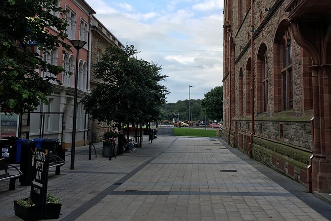 Derrie Danders: Highlights of the Walled City a Self-Guided Audio Tour - Is $14.99 good value?