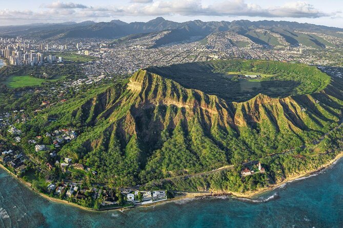 Diamond Head Official Self-Guided Narrated Audio Tour - The four-color map and take-home earphones