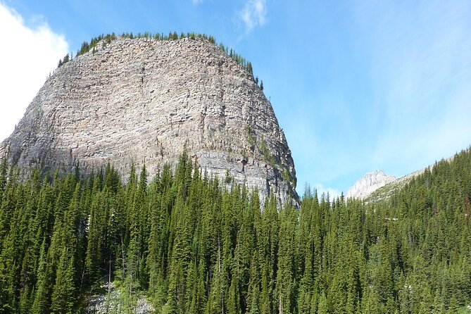 Discover the Lake Agnes Tea House Trail with an Audio Nature Tour - The uphill section toward Mirror Lake