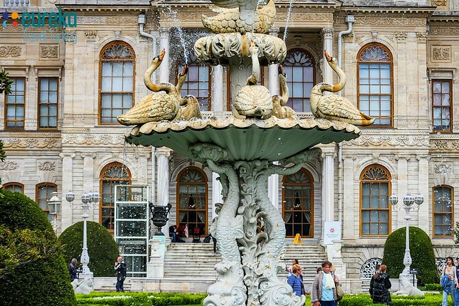 Dolmabahçe Palace Fast Entry QR Code Ticket & Audio Guide - Why Dolmabahçe Palace feels different from Istanbul’s older palaces