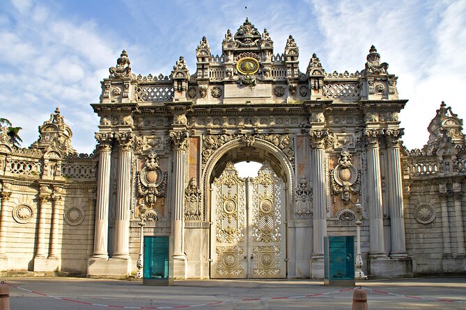 Dolmabahce Palace Skip the Ticket Line Entry with Audio Guide - What your two-hour visit actually includes