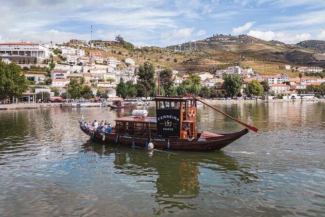 Douro Valley: Rabelo Boat Tour with Audio Guide - Getting to the meeting point in Pinhão