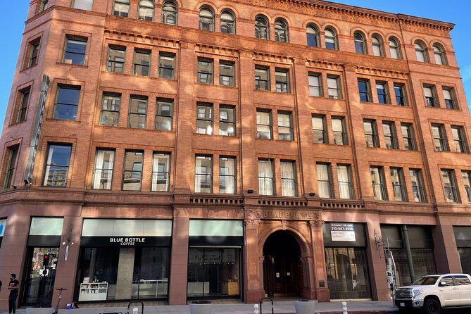 Downtown Los Angeles: A Self-Guided Audio Tour - Angels Flight and the museums of Bunker Hill