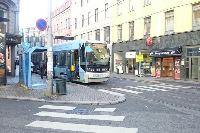 Downtown Oslo: Self-Guided Highlights and History Audio Tour - Starting at Rådhusplassen and Aker Brygge
