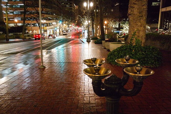 Downtown Portland's Outdoor Sculptures: A Self-Guided Audio Tour - Beginning at Pioneer Courthouse Square